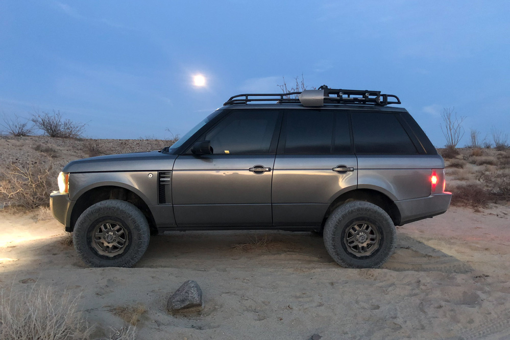  Land Rover Range Rover with Black Rhino Barstow